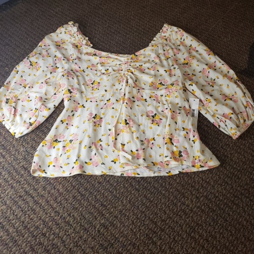 Jr's floral top
